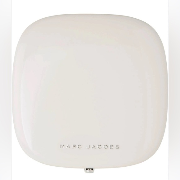 NWOT MARC JACOBS MINI TAN-TASTIC O!MEGA BRONZER - Picture 2 of 3